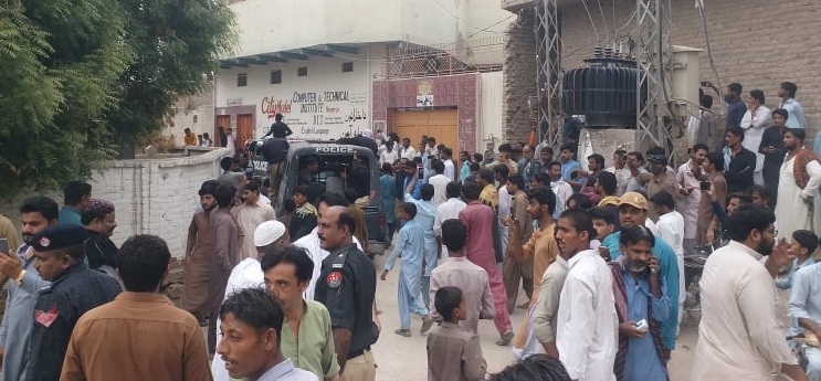 Police station surrounded
